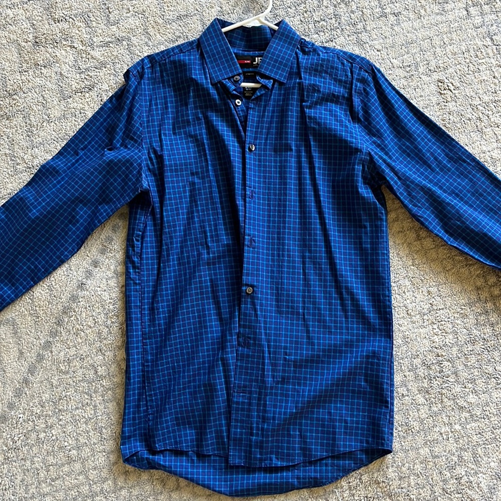 Men’s M Button Up